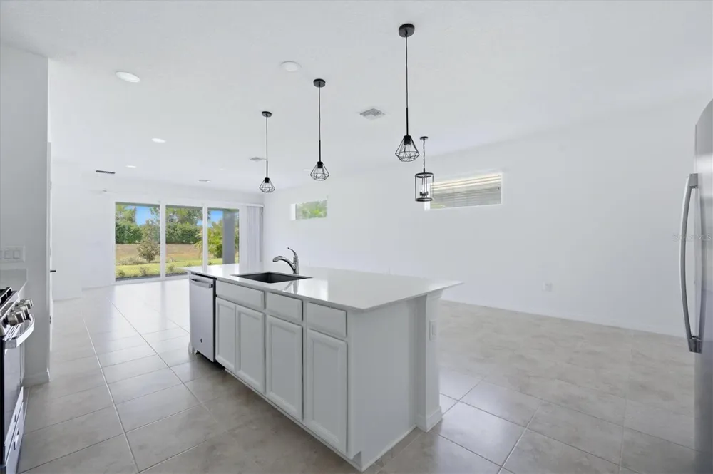 8113 STERNWAY ROAD Sarasota, FL 34240