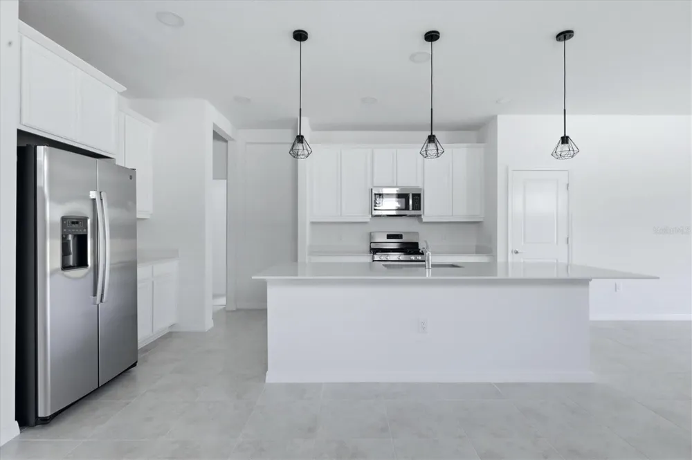 8113 STERNWAY ROAD Sarasota, FL 34240