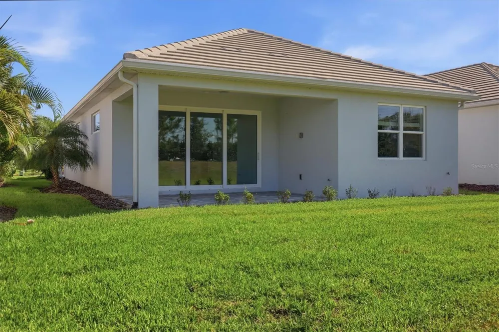 8113 STERNWAY ROAD Sarasota, FL 34240