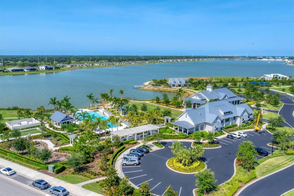 8113 STERNWAY ROAD Sarasota, FL 34240