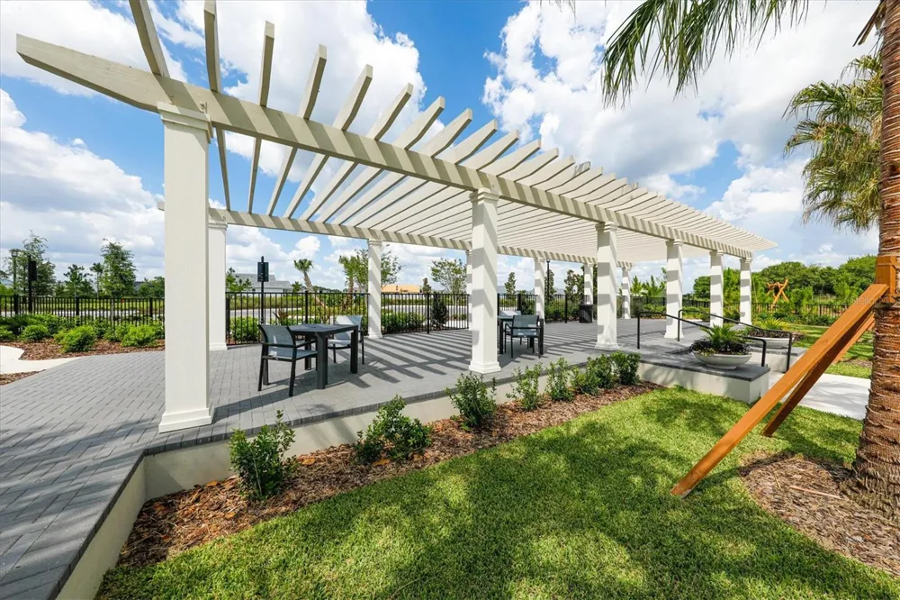 8113 STERNWAY ROAD Sarasota, FL 34240