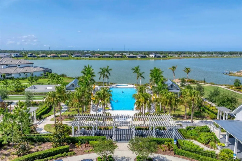 8113 STERNWAY ROAD Sarasota, FL 34240