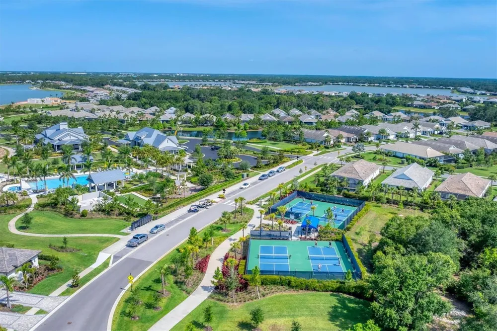 8113 STERNWAY ROAD Sarasota, FL 34240