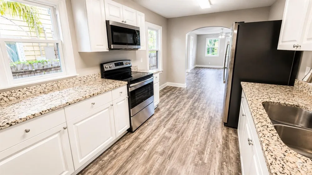657 15TH AVENUE S St Petersburg, FL 33701