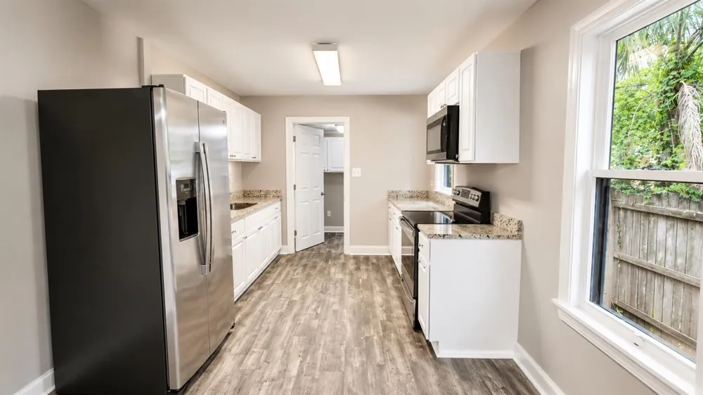 657 15TH AVENUE S St Petersburg, FL 33701