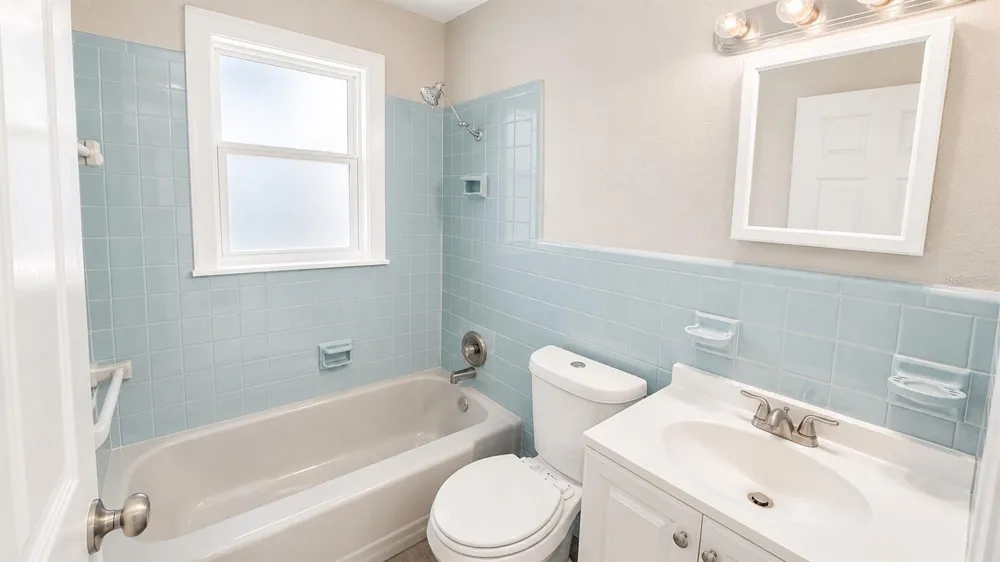 657 15TH AVENUE S St Petersburg, FL 33701