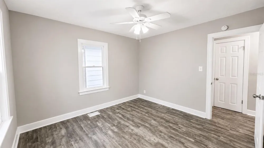 657 15TH AVENUE S St Petersburg, FL 33701