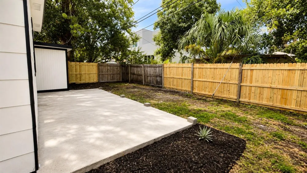 657 15TH AVENUE S St Petersburg, FL 33701