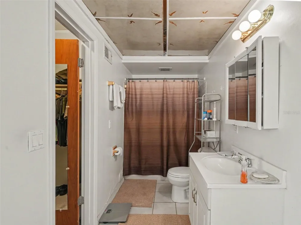 3103 BAYSHORE GARDENS PARKWAY Bradenton, FL 34207