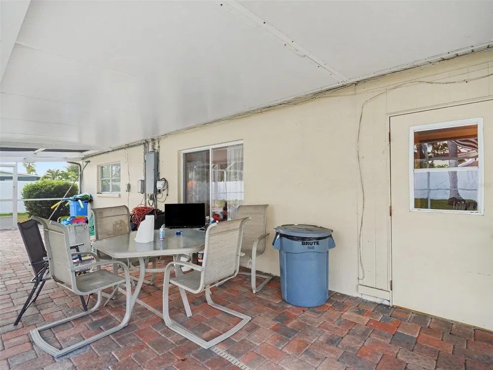 3103 BAYSHORE GARDENS PARKWAY Bradenton, FL 34207