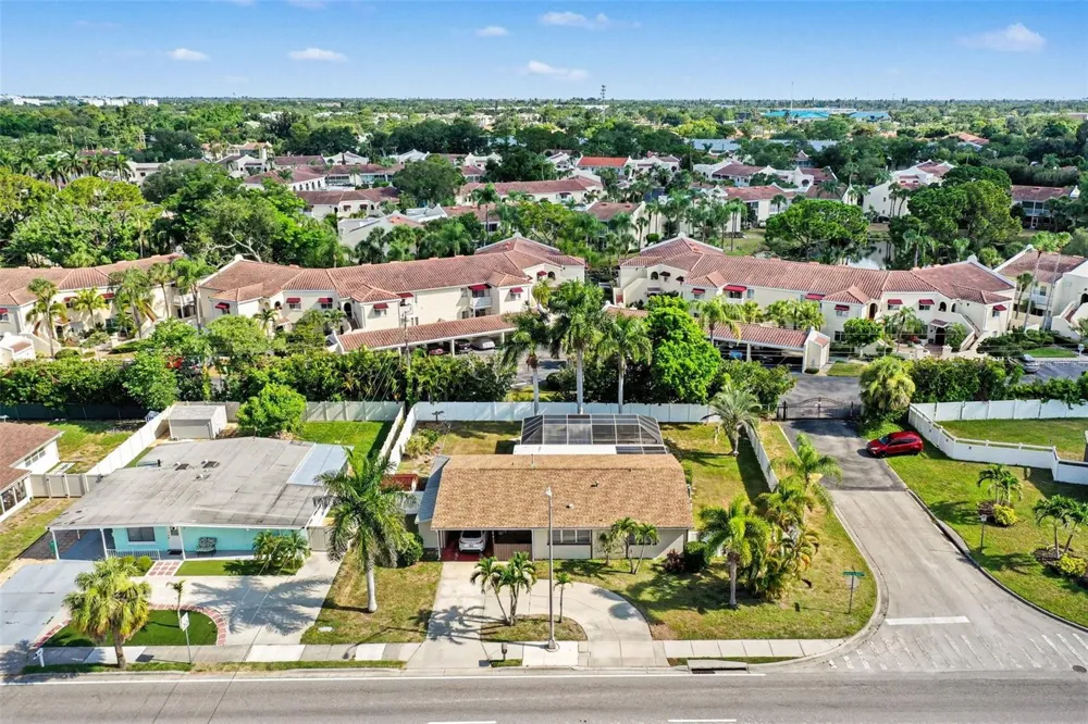 3103 BAYSHORE GARDENS PARKWAY Bradenton, FL 34207