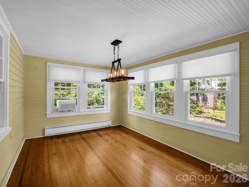 808 Montreat Road Black Mountain, NC 28711