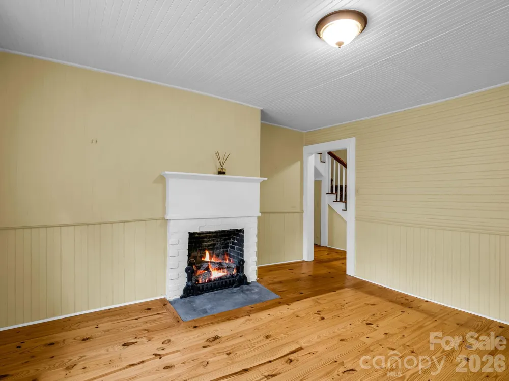 808 Montreat Road Black Mountain, NC 28711