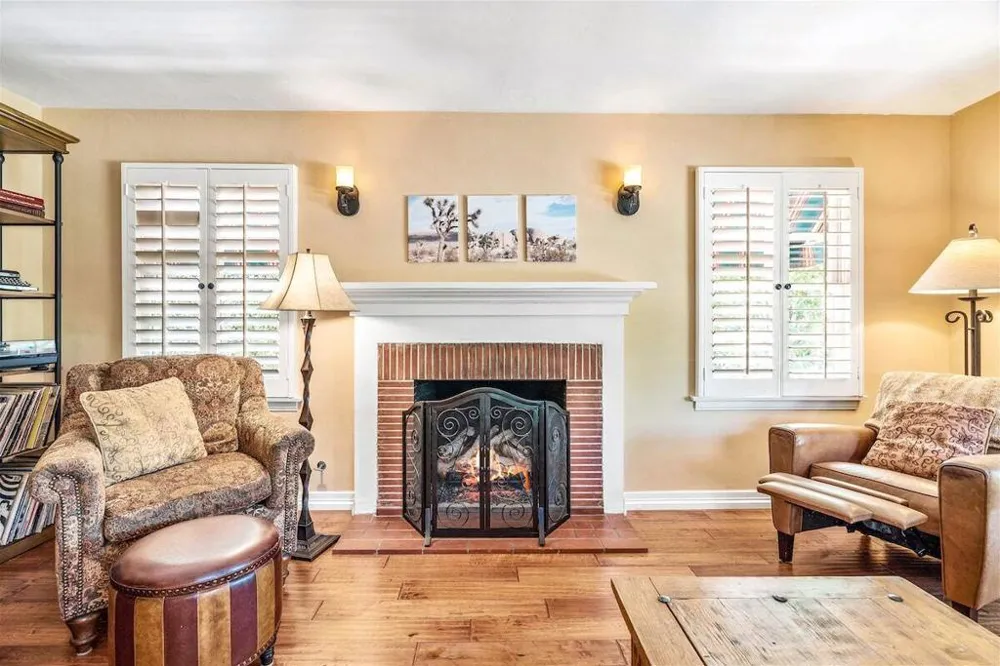 216 E Palo Verde Avenue Palm Springs, CA 92264