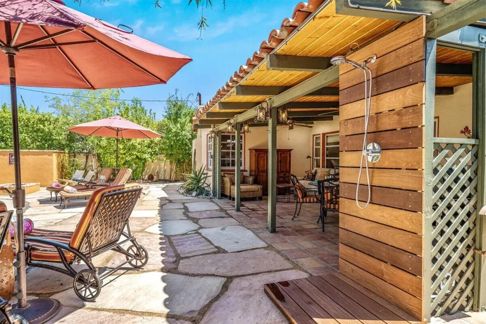 216 E Palo Verde Avenue Palm Springs, CA 92264