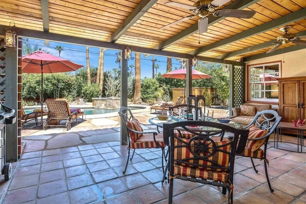 216 E Palo Verde Avenue Palm Springs, CA 92264