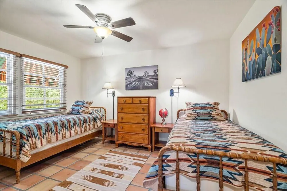 216 E Palo Verde Avenue Palm Springs, CA 92264