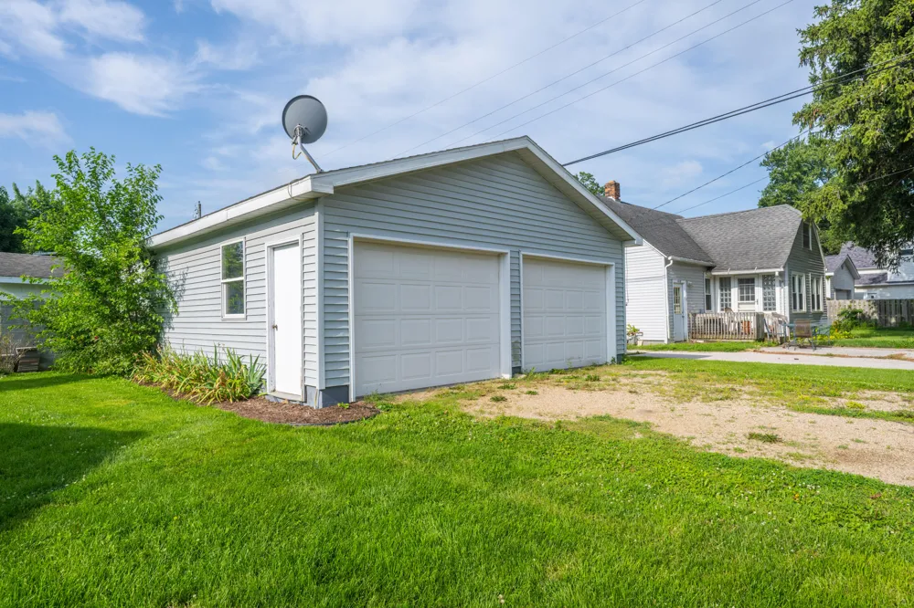8970 Second Street Baroda, MI 49101