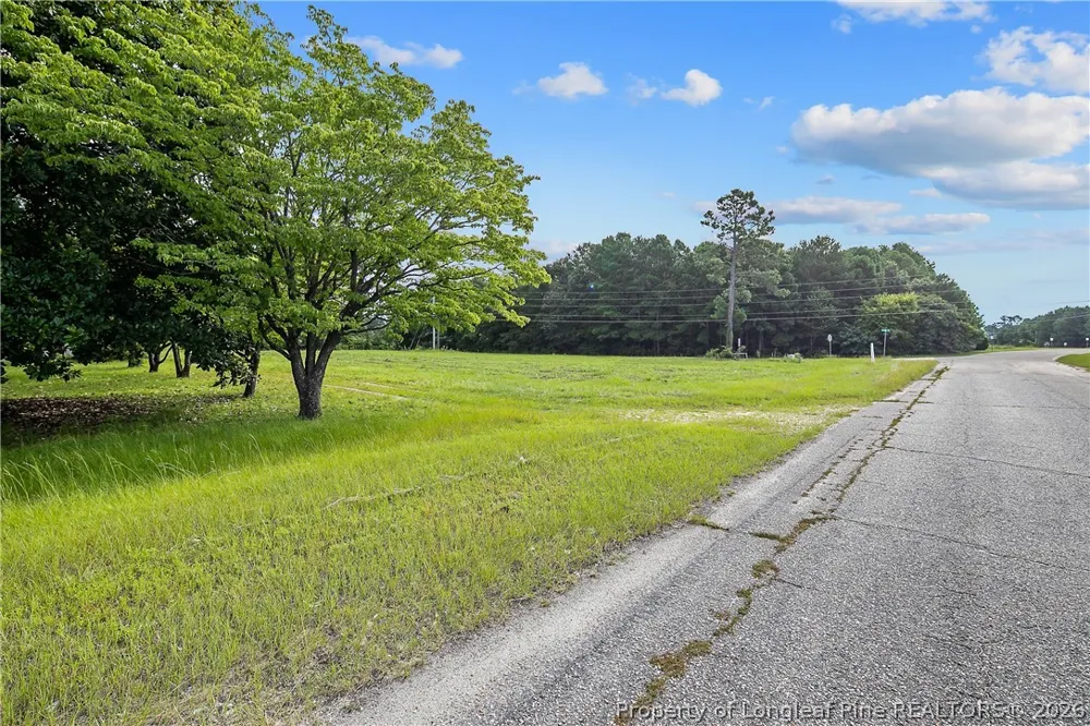 1631 FERNDALE DRIVE Fayetteville, NC 28314