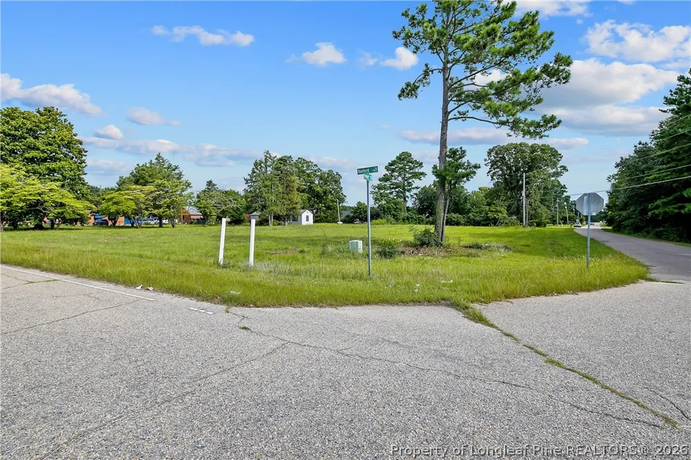 1631 FERNDALE DRIVE Fayetteville, NC 28314
