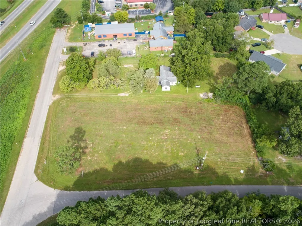 1631 FERNDALE DRIVE Fayetteville, NC 28314