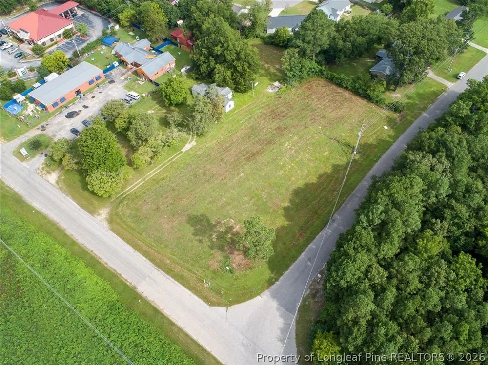 1631 FERNDALE DRIVE Fayetteville, NC 28314