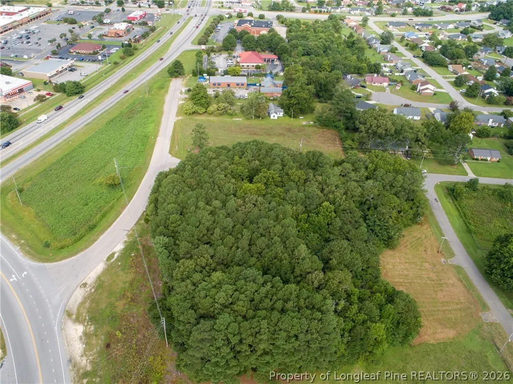 1631 FERNDALE DRIVE Fayetteville, NC 28314