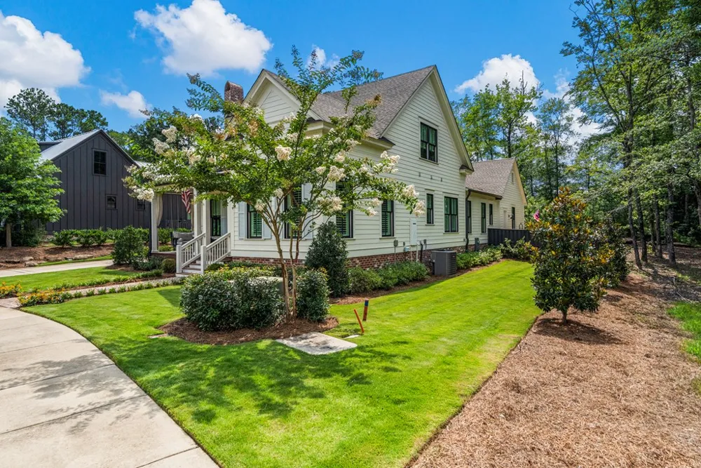 3266 Confetti Blush Drive Columbus, GA 31909