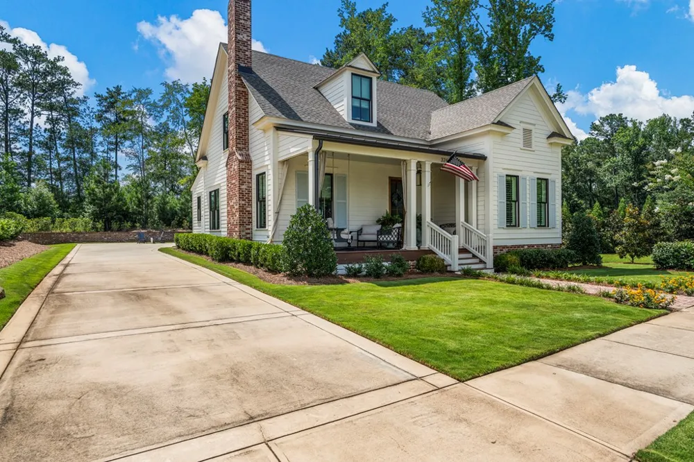 3266 Confetti Blush Drive Columbus, GA 31909
