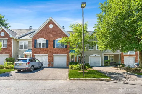 16 Lee Court #405