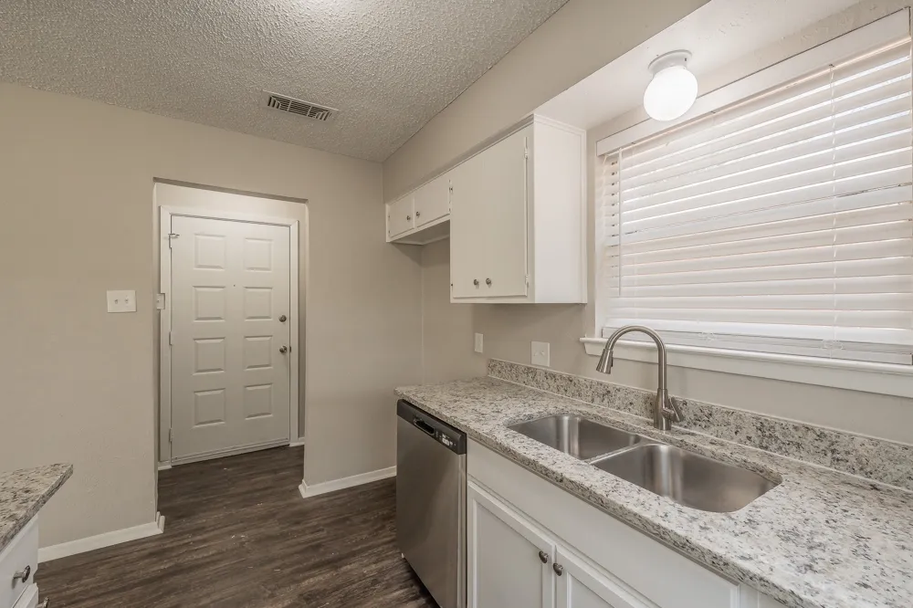 717 Blue Ridge Trail Saginaw, TX 76179