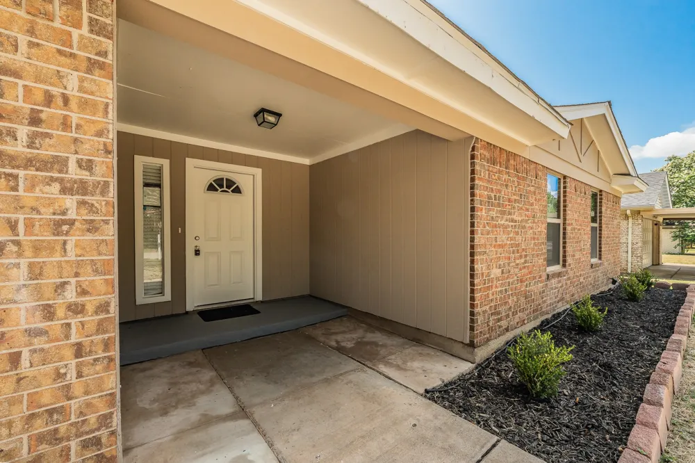 717 Blue Ridge Trail Saginaw, TX 76179