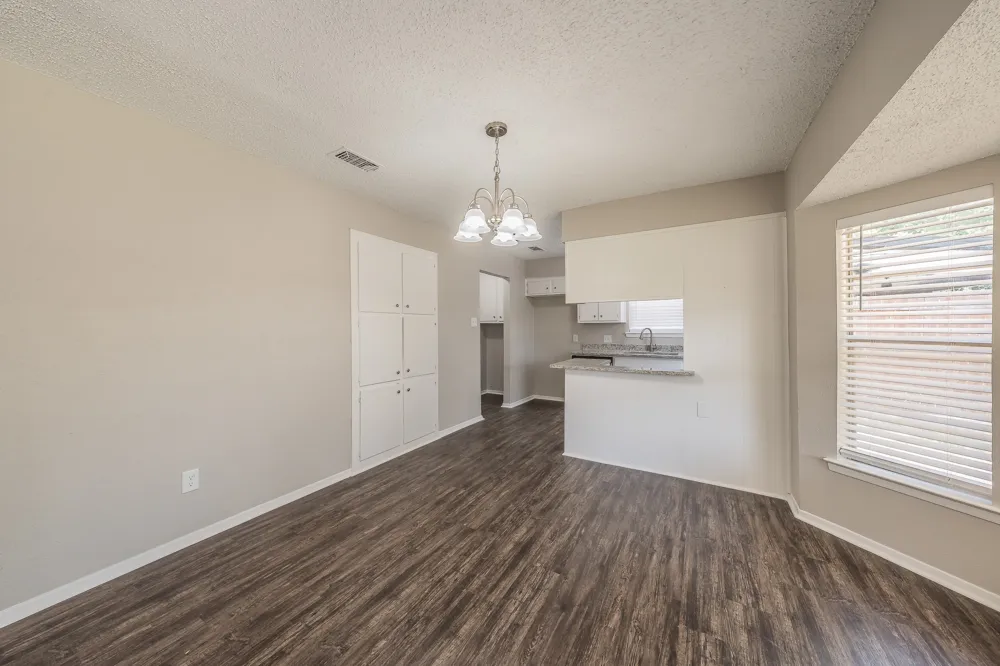 717 Blue Ridge Trail Saginaw, TX 76179