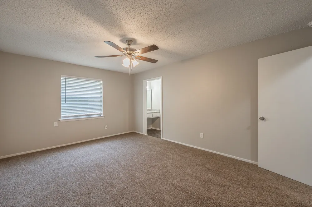 717 Blue Ridge Trail Saginaw, TX 76179
