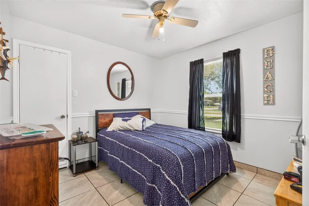 2573 Alana Lane Ingleside, TX 78362