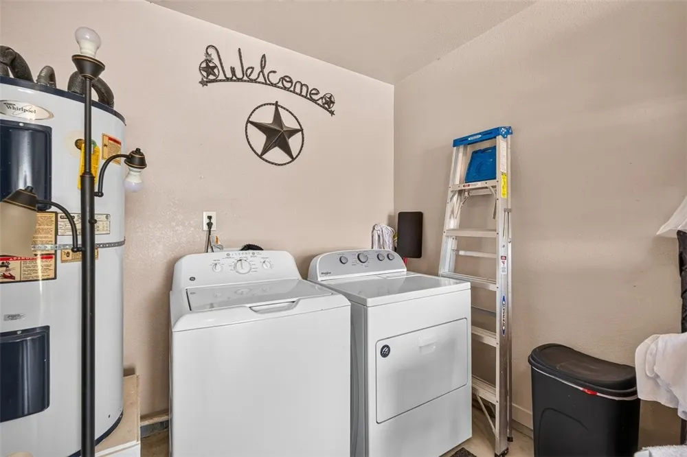 2573 Alana Lane Ingleside, TX 78362