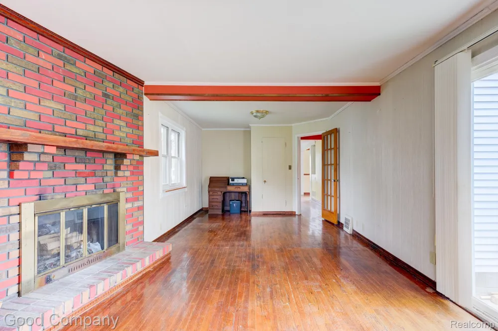 1355 Harvard Road Berkley City, MI 48072