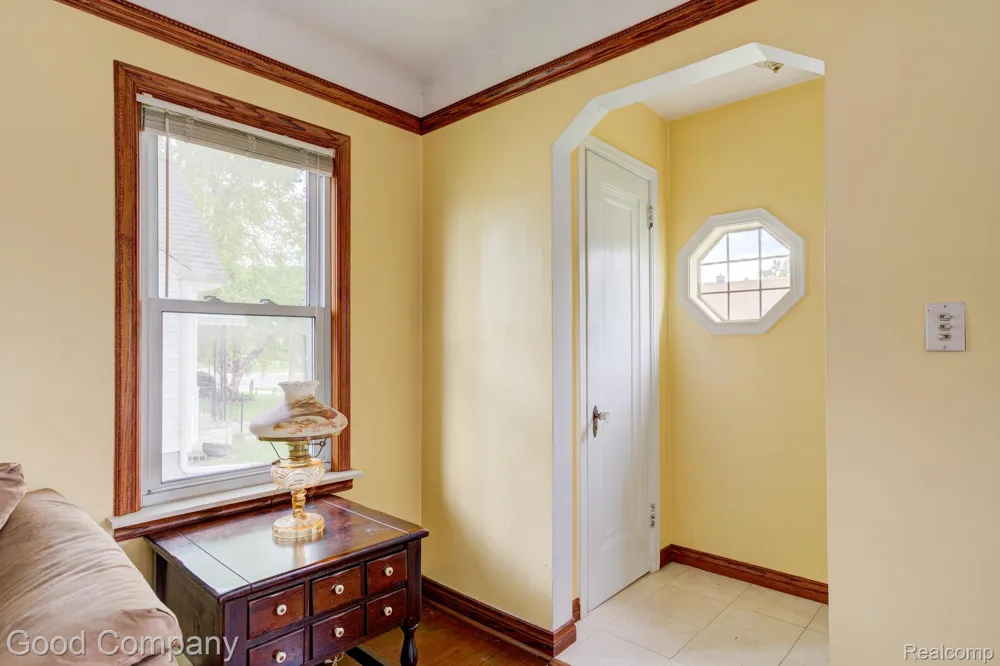 1355 Harvard Road Berkley City, MI 48072