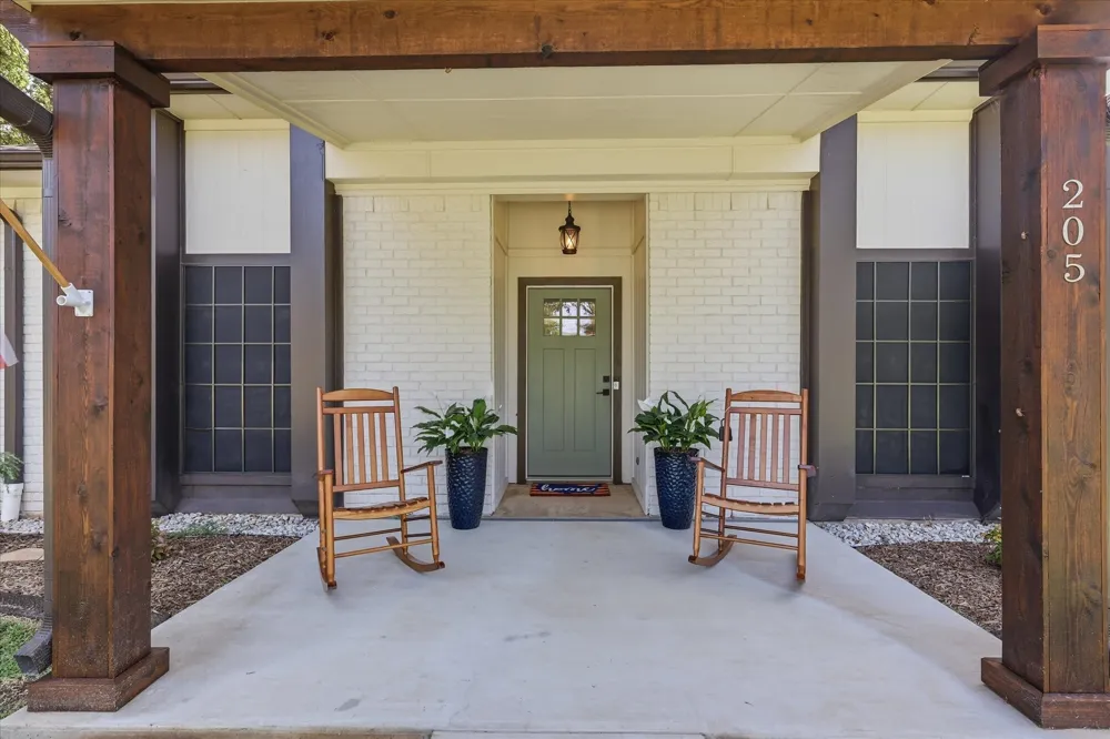 205 FOREST LANE Double Oak, TX 75077