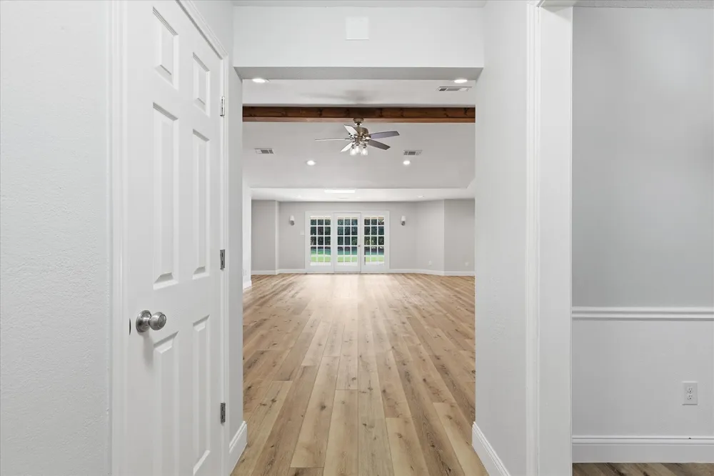 205 FOREST LANE Double Oak, TX 75077
