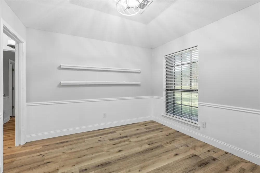 205 FOREST LANE Double Oak, TX 75077