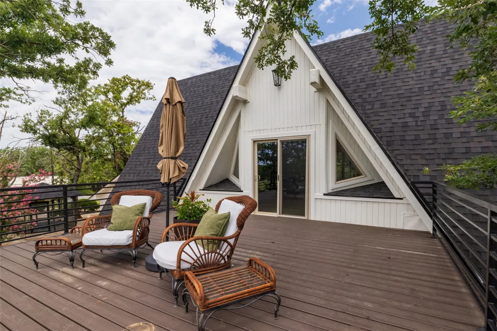 1704 County Road 3555 Paradise, TX 76073