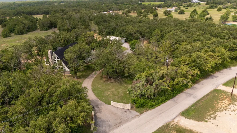 1704 County Road 3555 Paradise, TX 76073