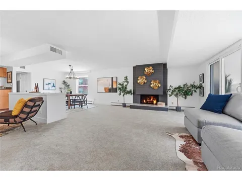 7000 E Quincy Avenue #218