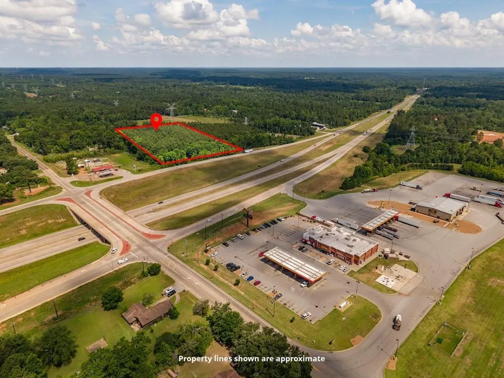 17056 Hwy 59 South Lufkin, TX 75901