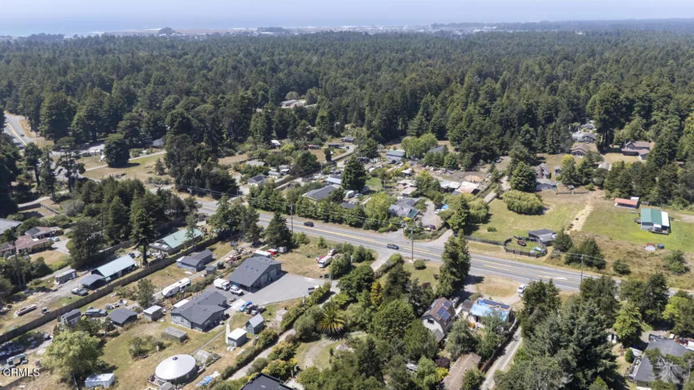 31581 Highway 20 Fort Bragg, CA 95437