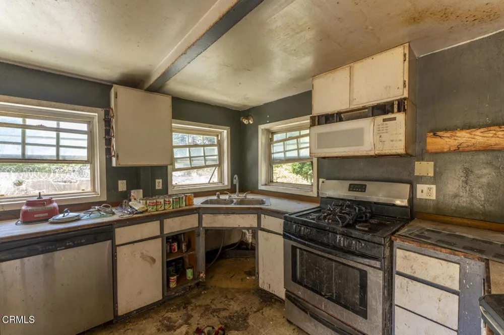 31581 Highway 20 Fort Bragg, CA 95437