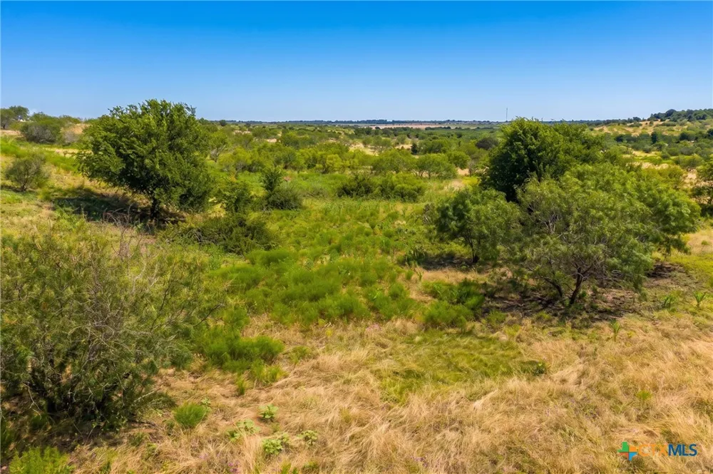 1854 County Road 104 Buckholts, TX 76518