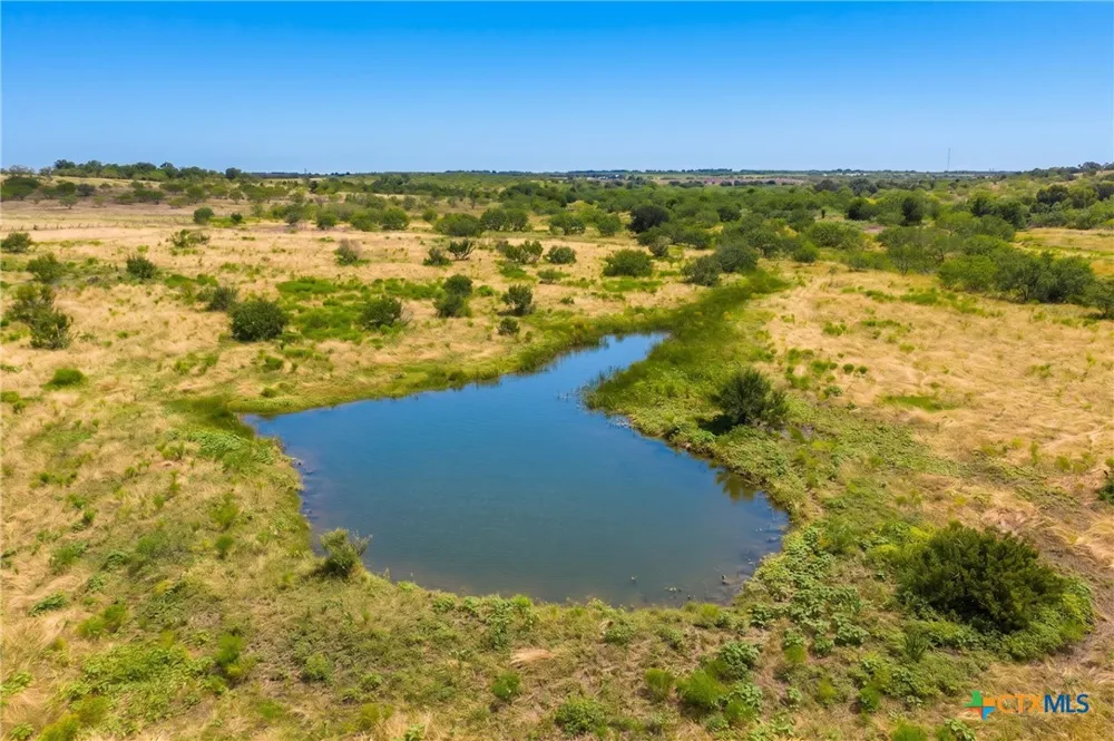 1854 County Road 104 Buckholts, TX 76518