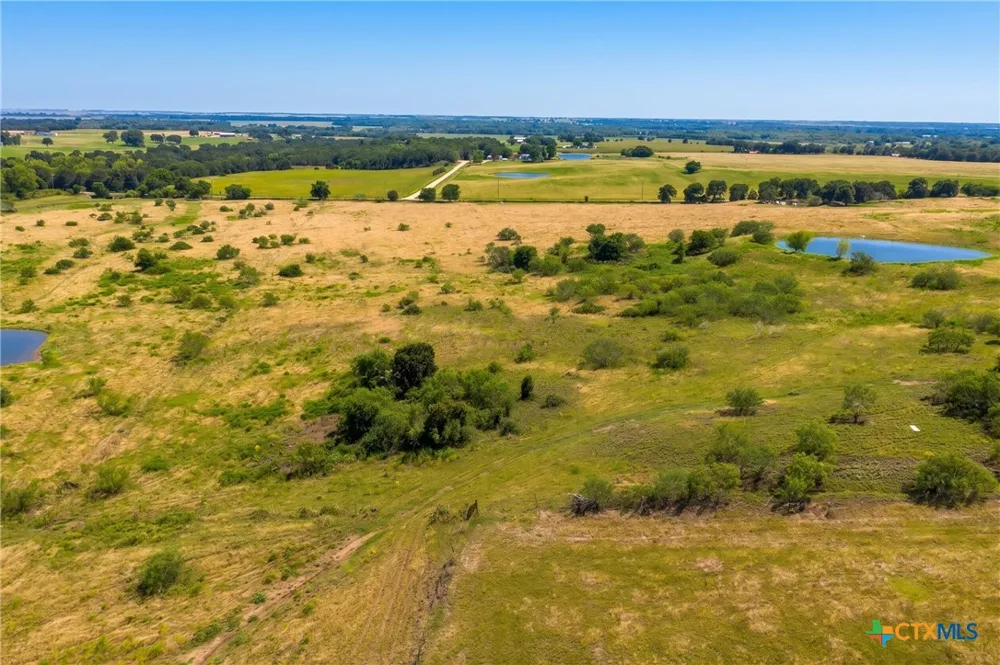 1854 County Road 104 Buckholts, TX 76518